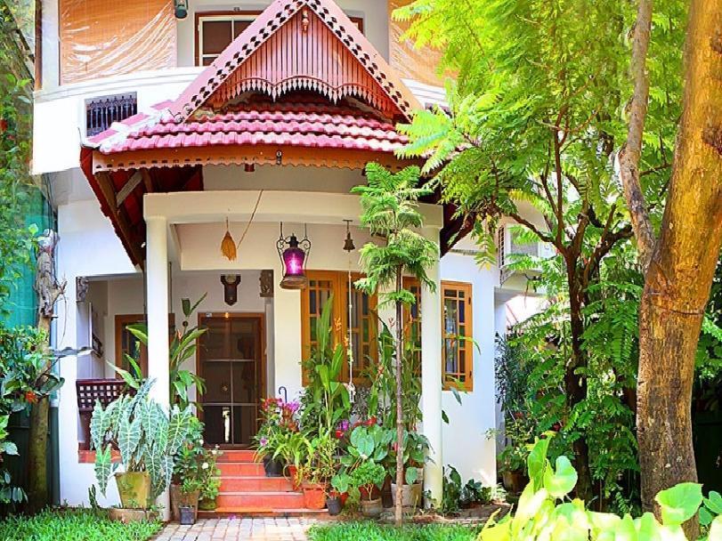 Heavenly Homestay Kochi Exterior foto